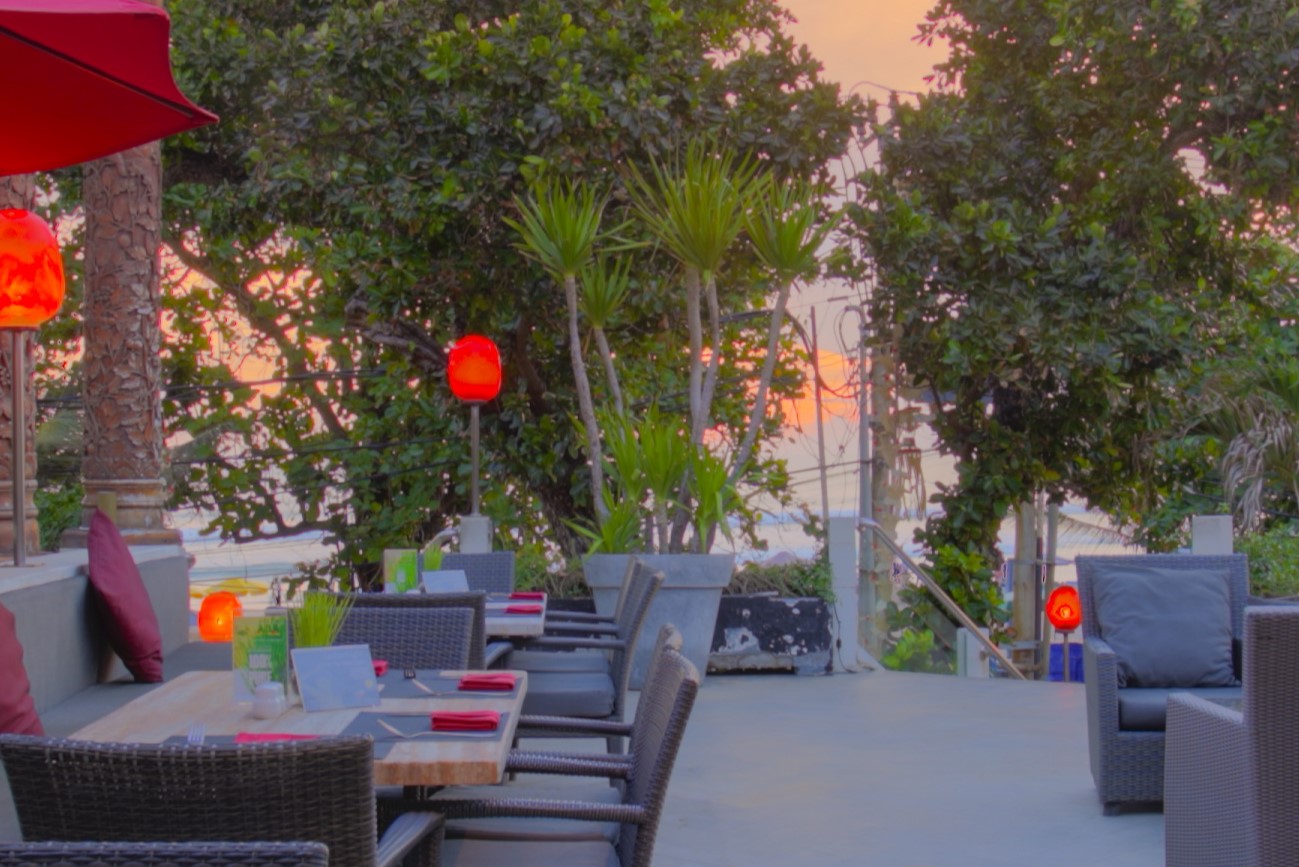 『ザーデック(The Deck)』レストラン　