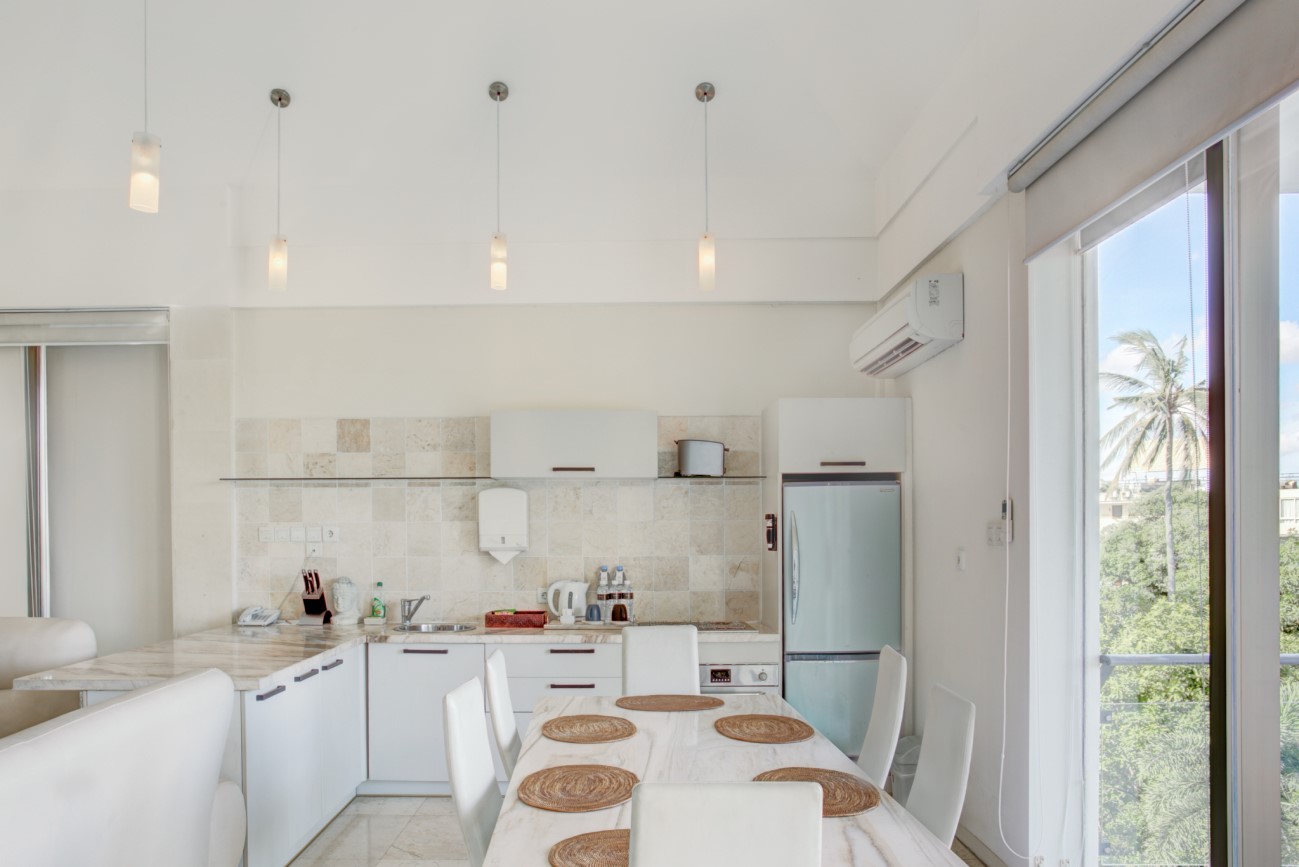 3ベッドルーム ペントハウス スイート（200平米）－例