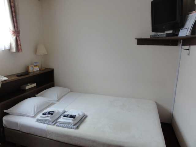 photo1