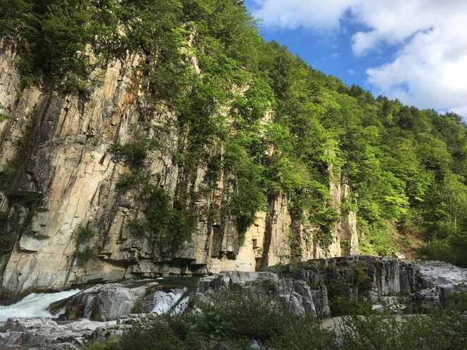 屏風岩（南会津町）