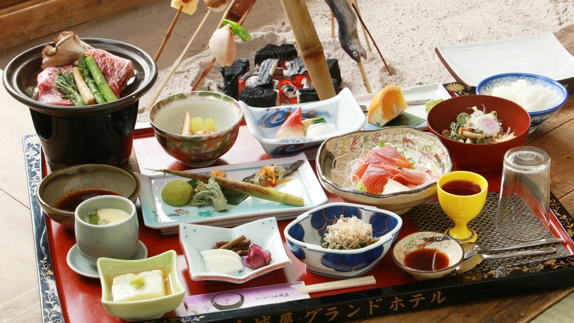 【湯西川温泉夏の風物詩】人気イベント湯西川の渓流を彩る『心かわあかり』★