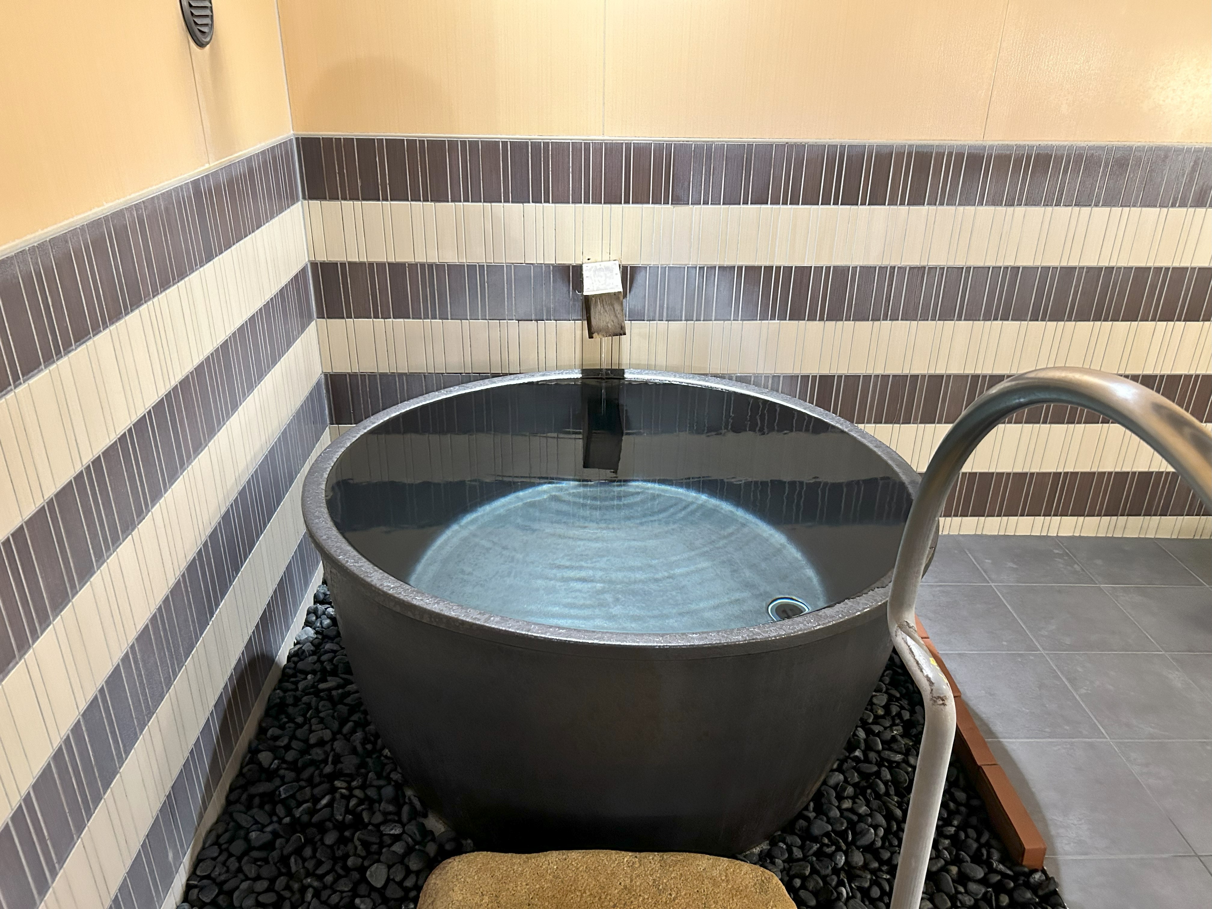 男性大浴場　水風呂