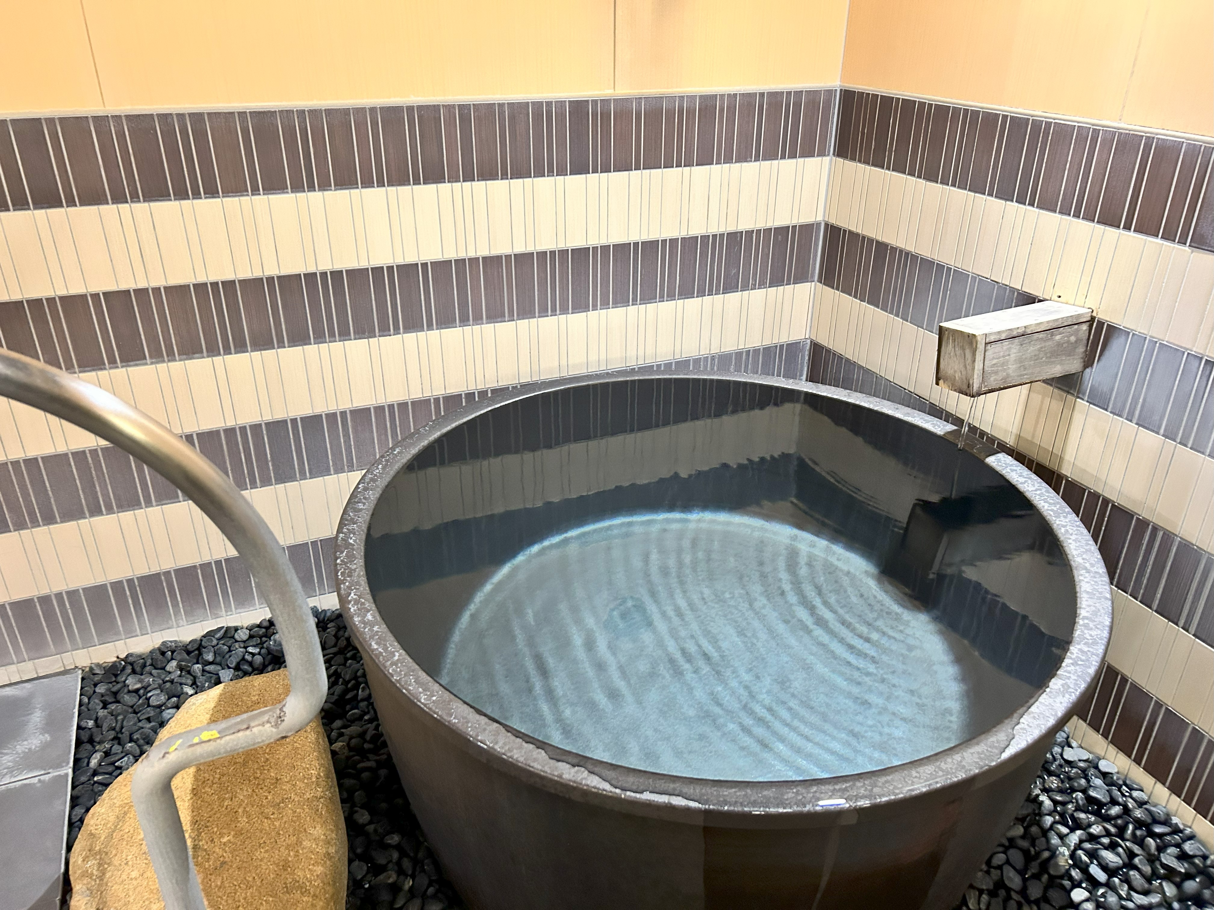 男性大浴場　水風呂