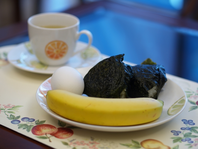 朝食おにぎり