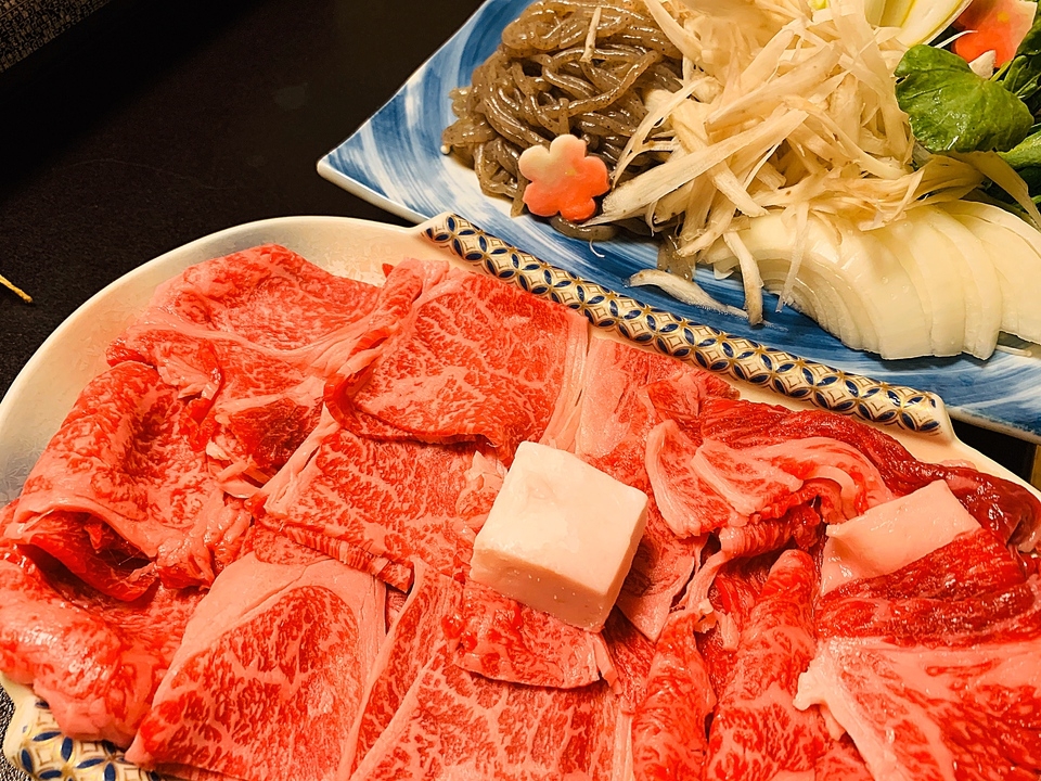 個室食事【岡山県ブランド牛】なぎビーフすき焼きプラン