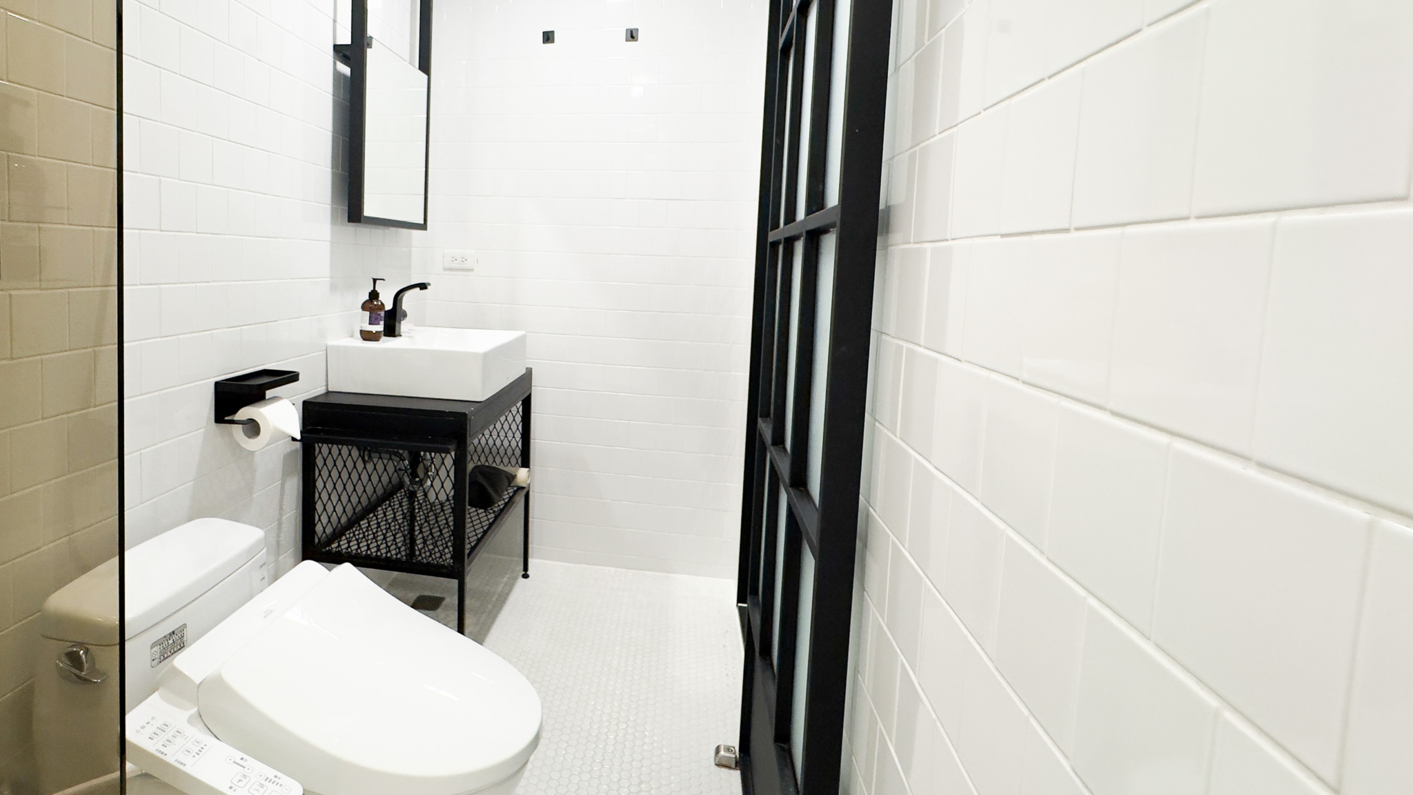 【窓なし】スタンダードツインルーム/面積15平方メートル