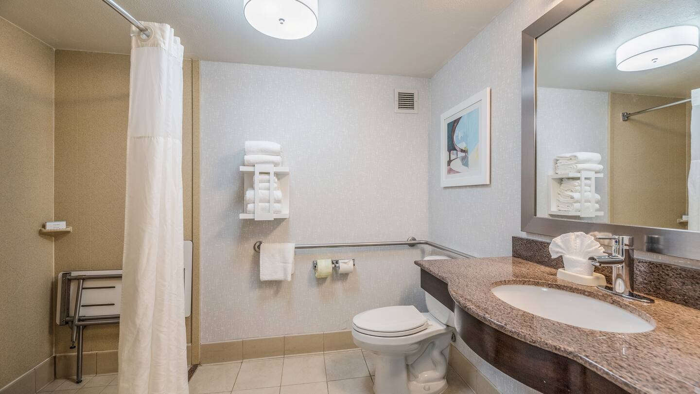 【アクセシビリティ対応】クイーンベッド2台