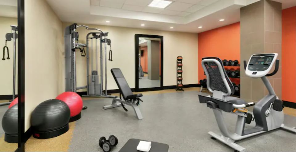 フィットネスセンター