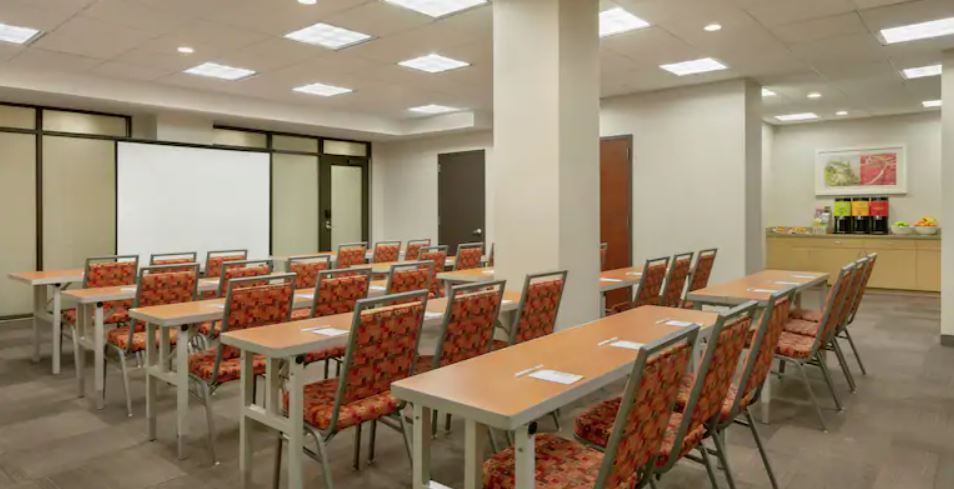 ミーティングルーム