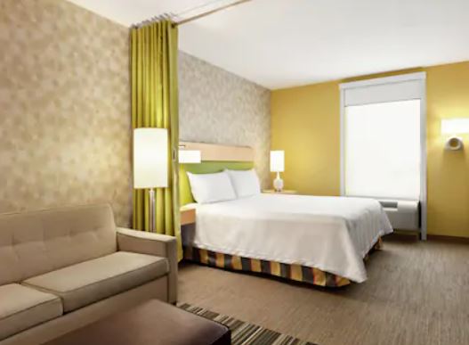 スタジオ　キングベッド1台