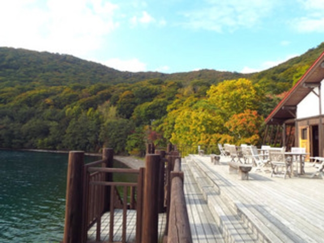中禅寺湖畔のボートハウス