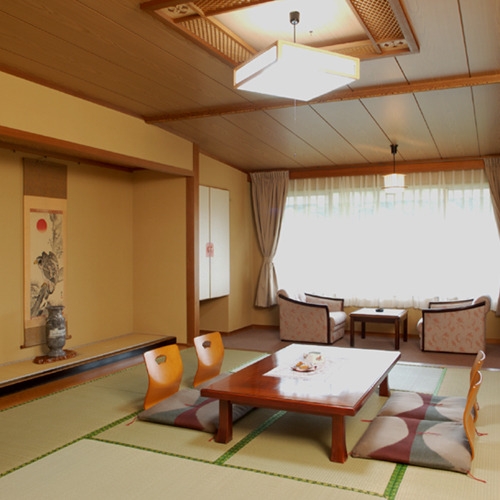 【訳有りプラン】和室１０帖バス・トイレ付「階段９段上り付」の訳あり部屋