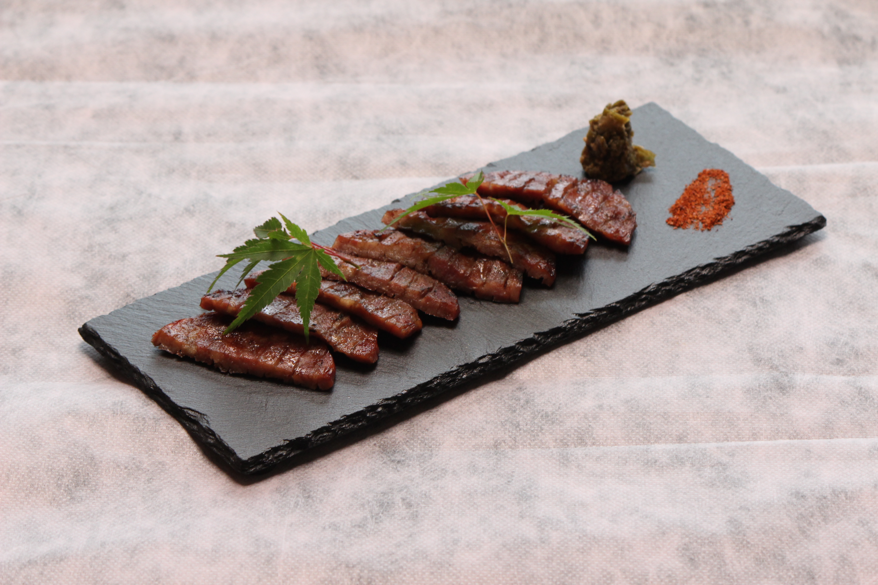 厚切り柔らか牛たん