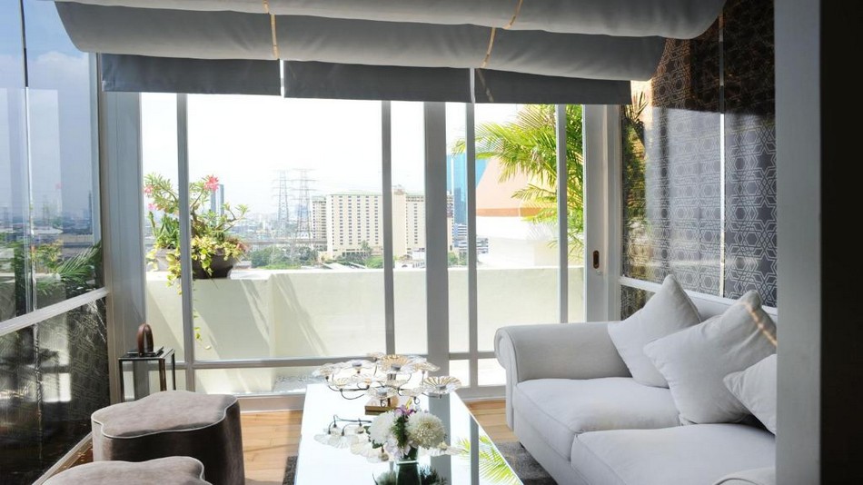 スイート　リビングルーム