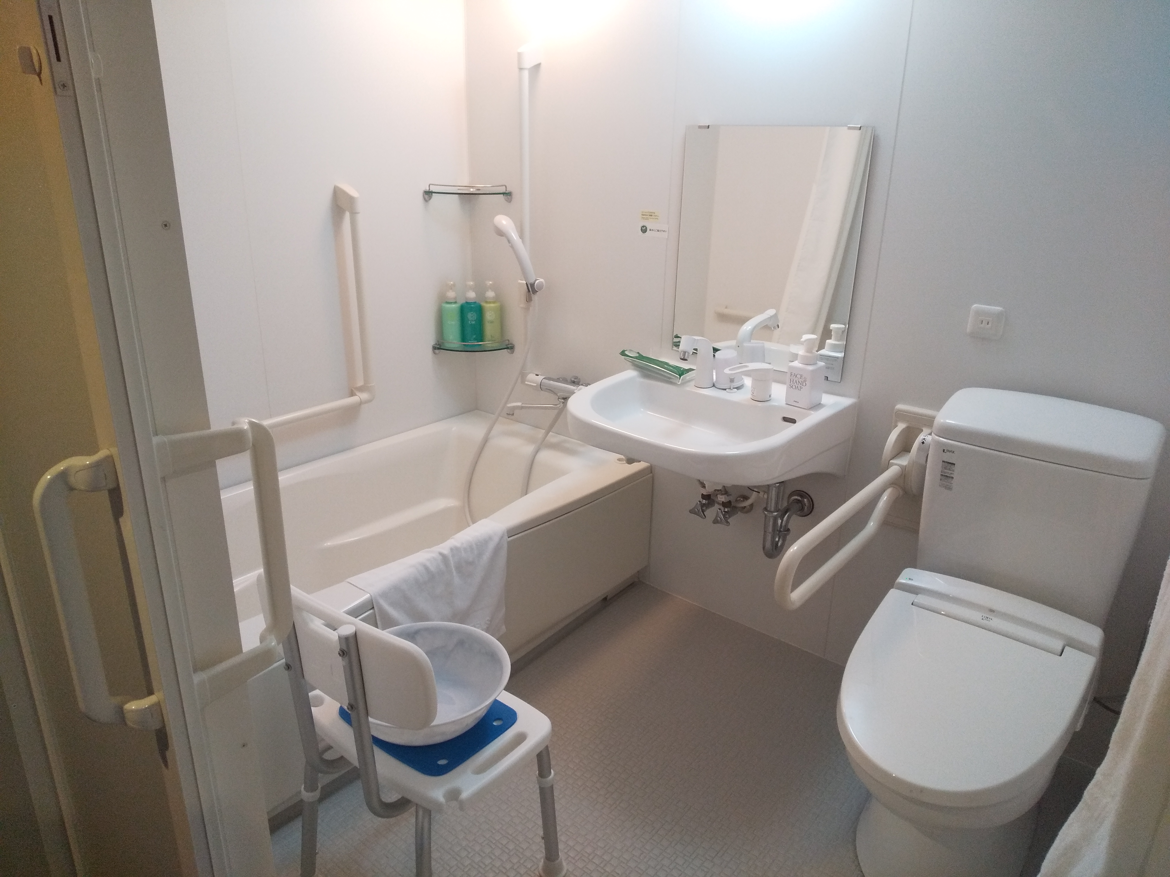 バリアフリーシングルルーム（ユニットバス）