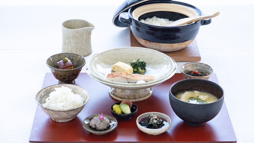 *【朝食/一例】琉球和朝食をお楽しみください。