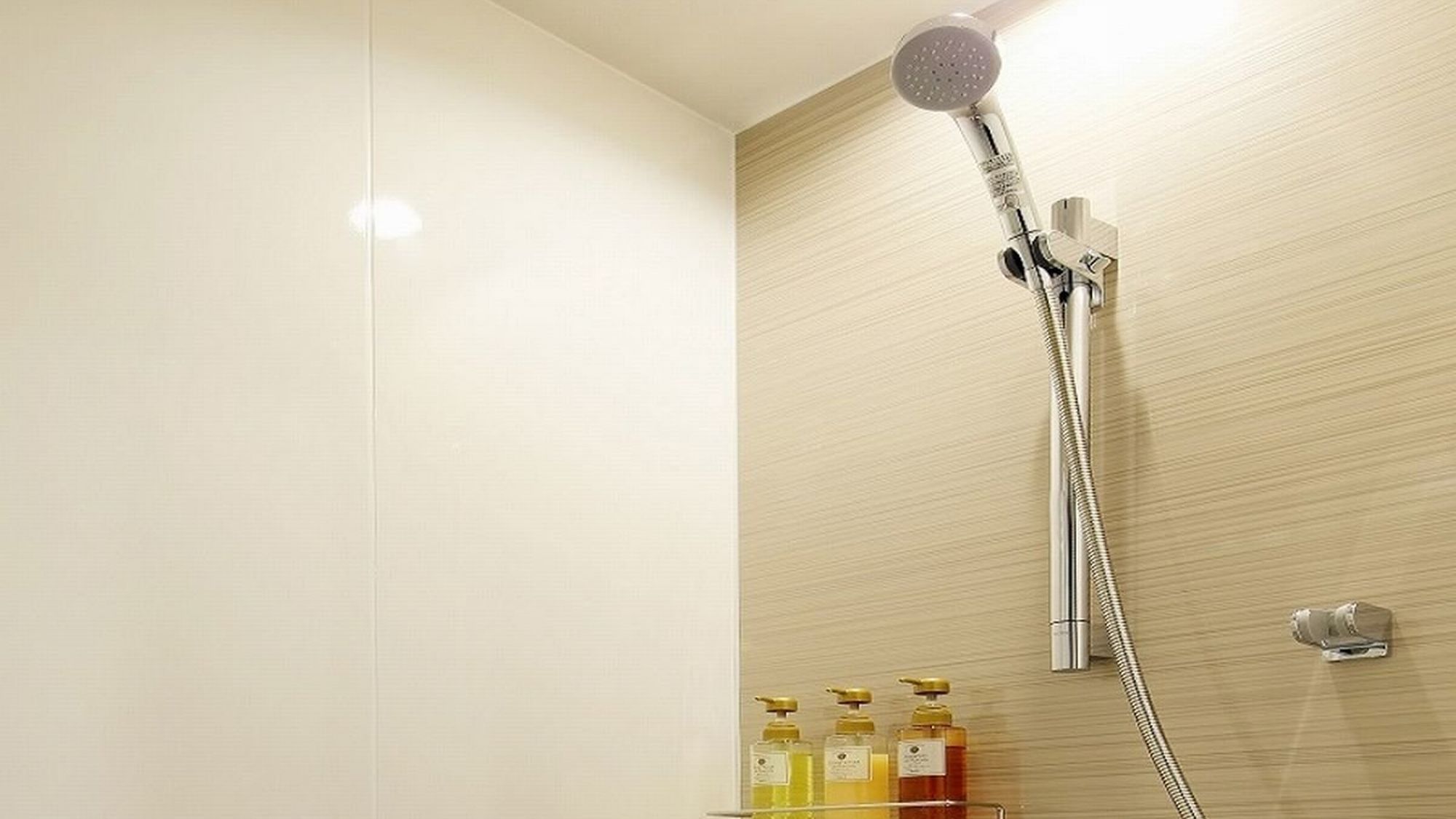 客室シャワーブース