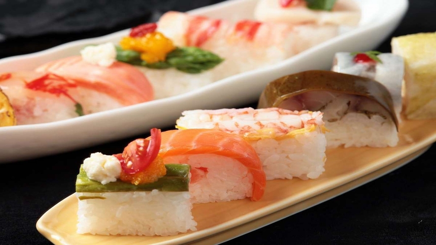 ■「蔵祭」ビュッフェ／万惣自慢の熟練の寿司職人によるお寿司♪
