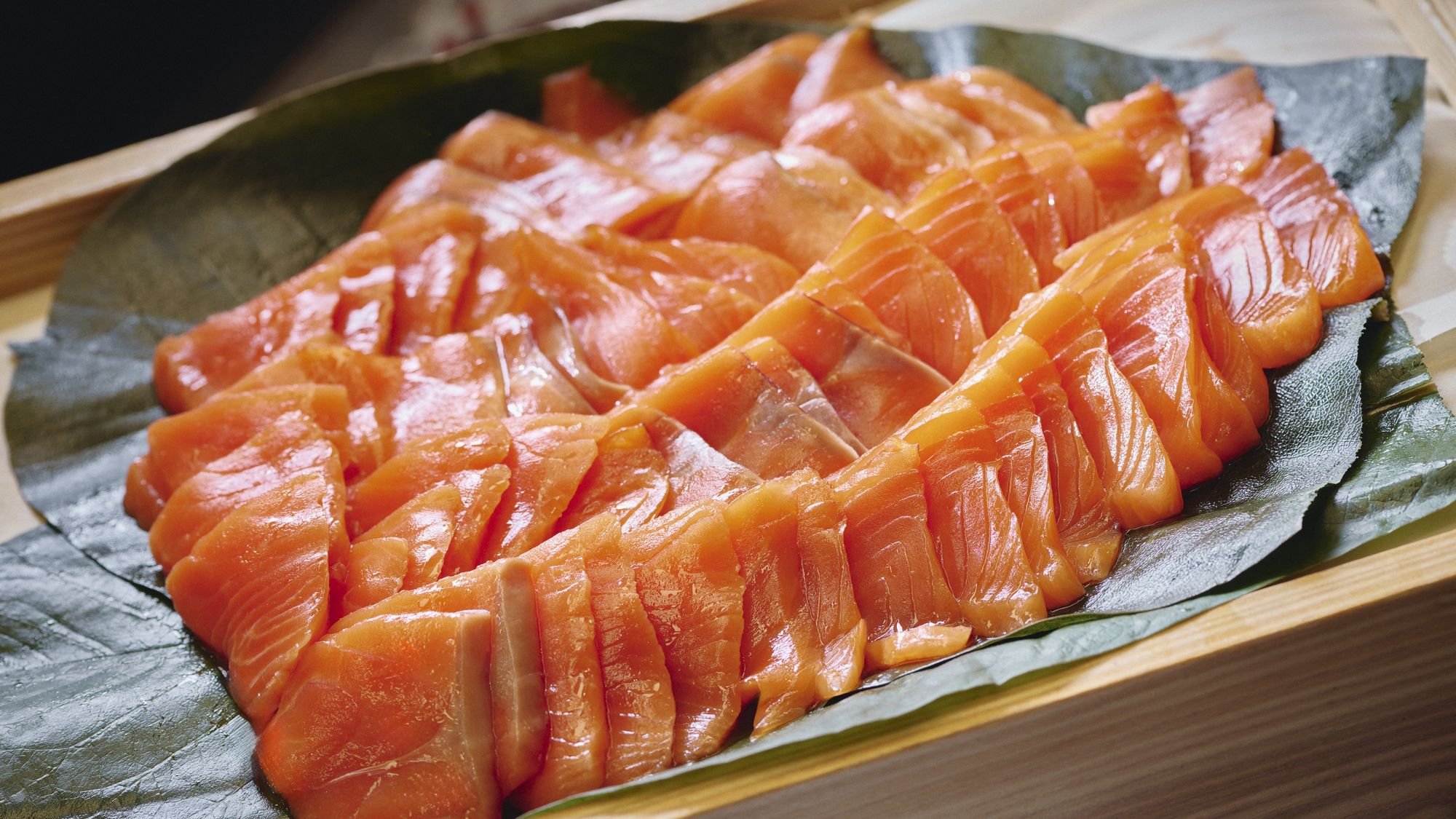 ■夕食ビュッフェ／お酒の肴やご飯にのっけて海鮮どんぶりに