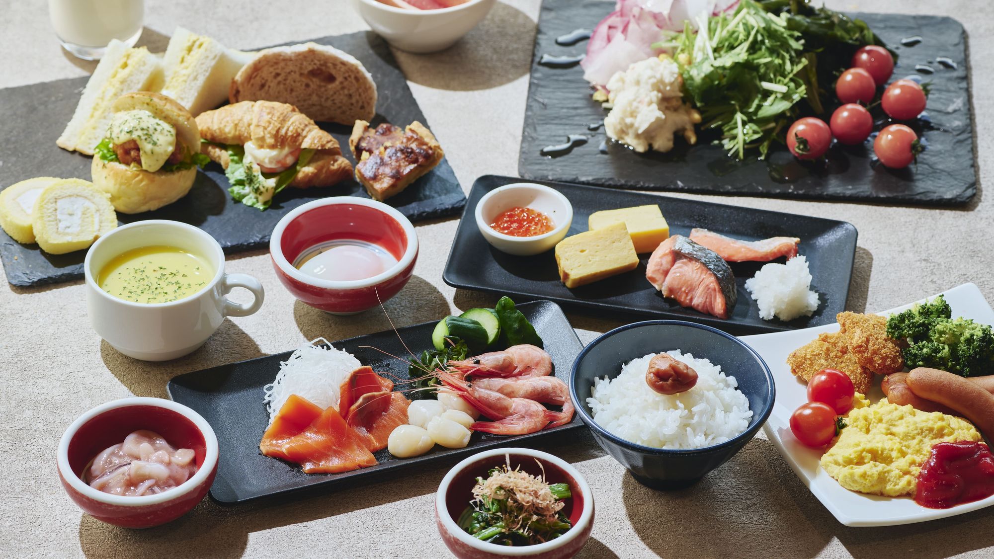 ■朝食ビュッフェ／掲載内容は一例です。仕入れ状況等により変更になる場合がございます