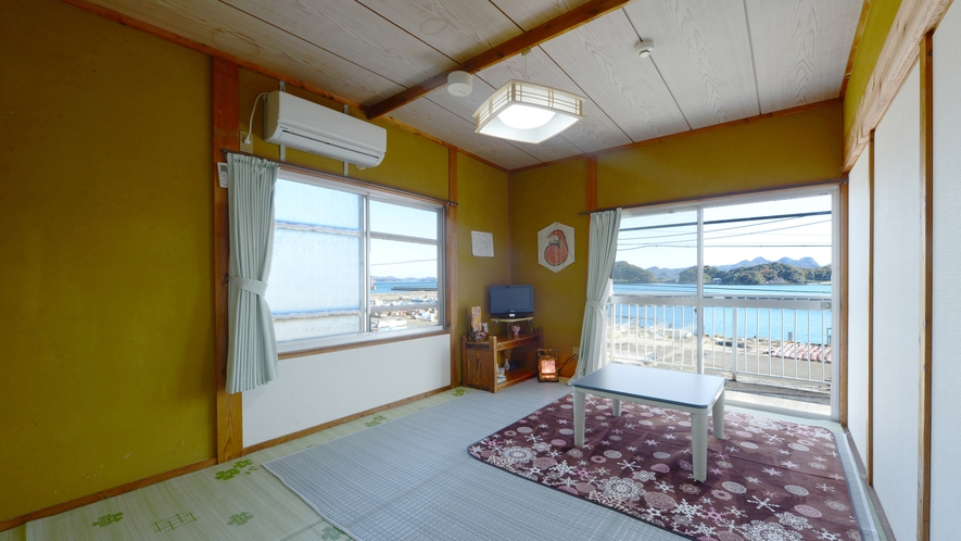 *【部屋一例】天草の海を一望できるお部屋でゆっくり過ぎる時間をお楽しみください。