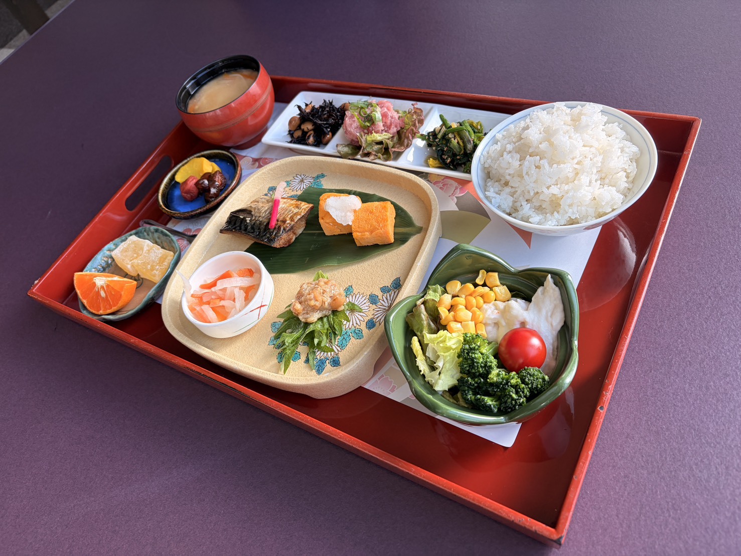 朝食御膳の一例