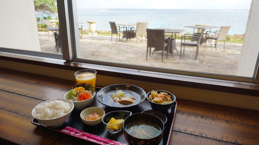 ★朝食★オーシャンビューを眺めながら最高の朝食タイムを♪