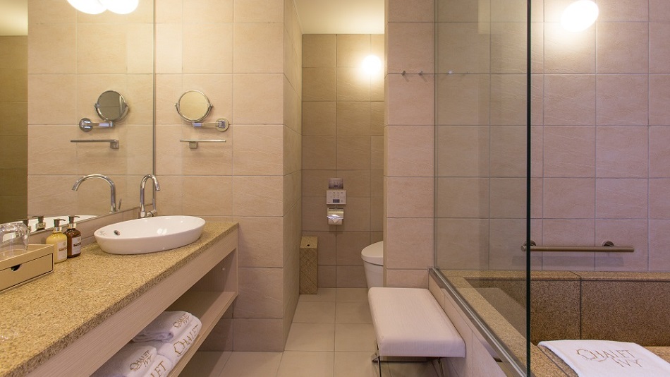 デラックススイート　コートヤードビュー　バスルーム