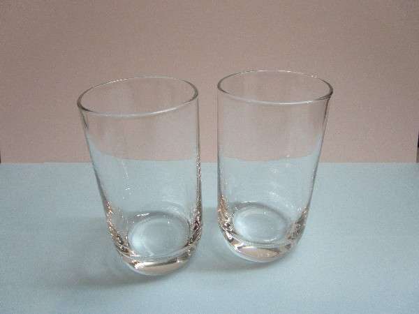 強化グラス※冷蔵庫内に全室ご用意しております。※