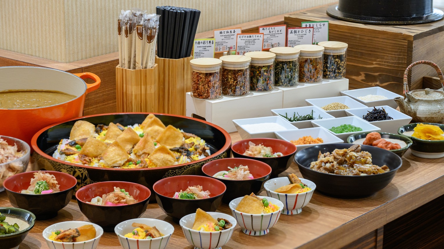 【30日前早期割引◆朝食付】トリプルルーム◆ご当地グルメを楽しめるビュッフェ朝食◆駐車場無料◆◆