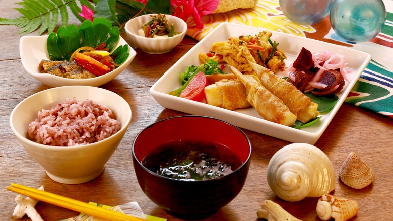【連泊・朝食付】夜は自由気ままに。朝は当館自慢の心ほぐれる朝食で♪石垣島のんびり島暮らし体験