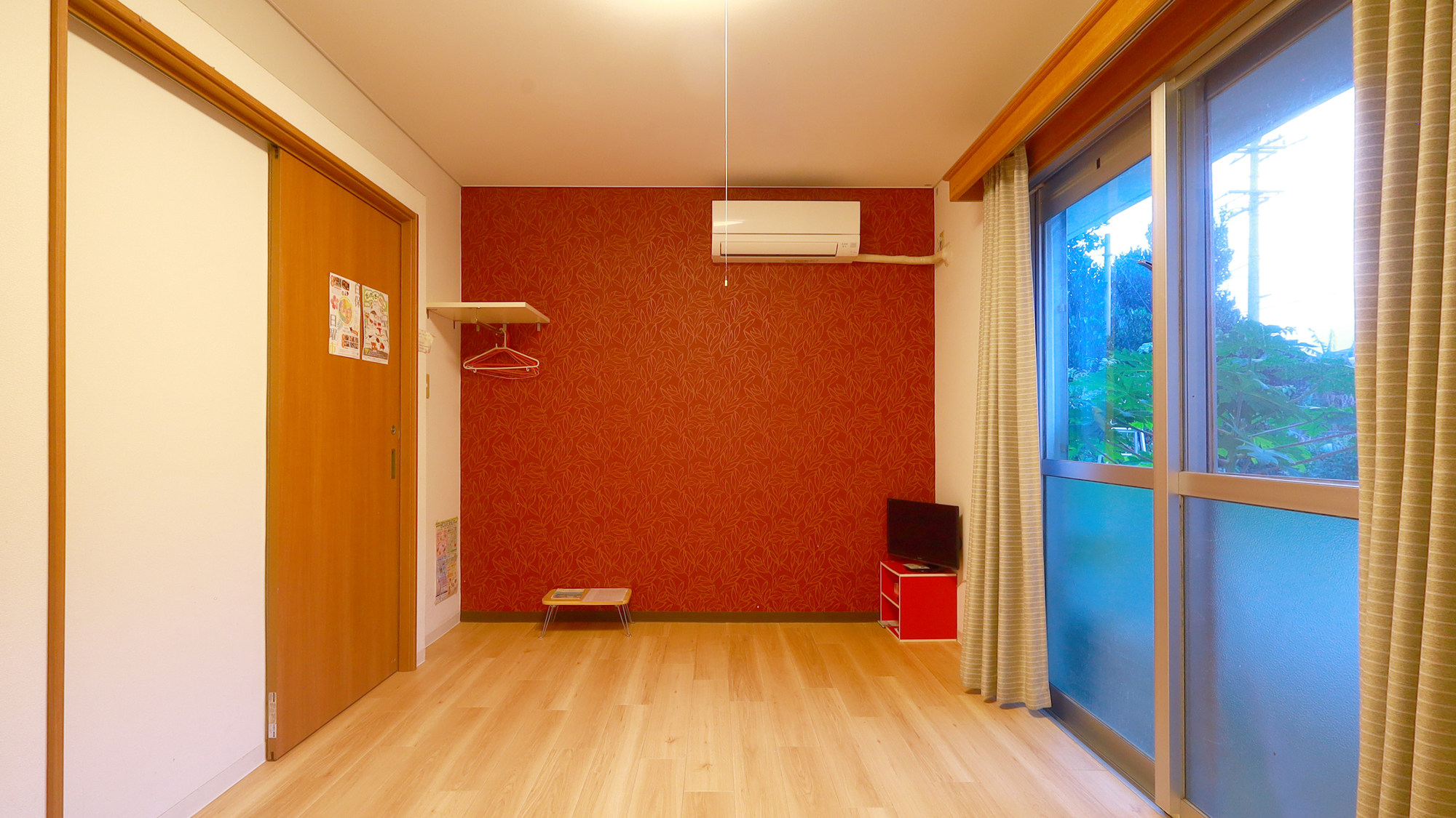 【洋室(おまかせ)】