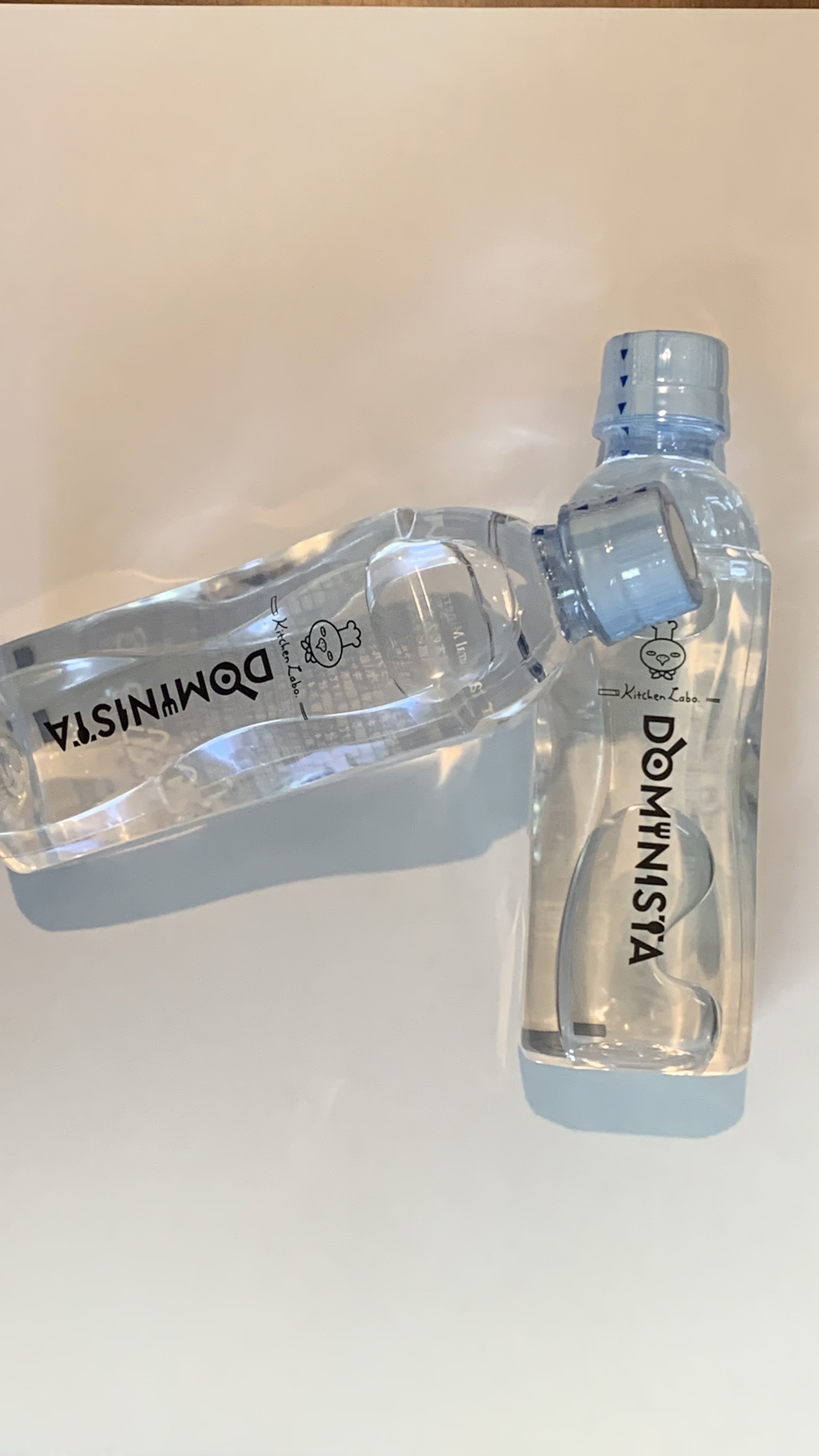 ■ミネラルウォーター  　お一人様1本サービス♪