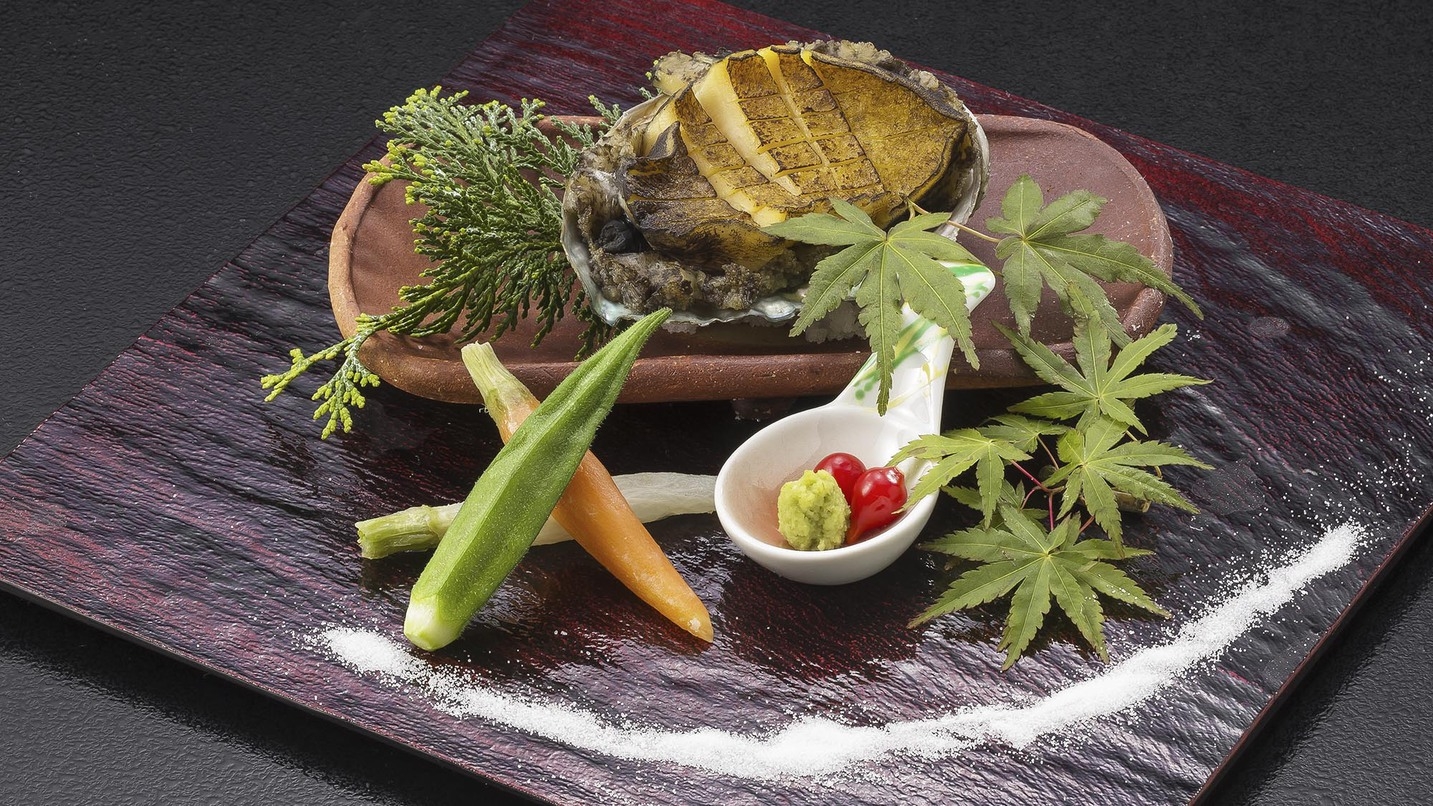 【口コミ投稿でご優待料金】黒毛和牛と地魚を味わう、季節の会席モニタープラン【103E0】
