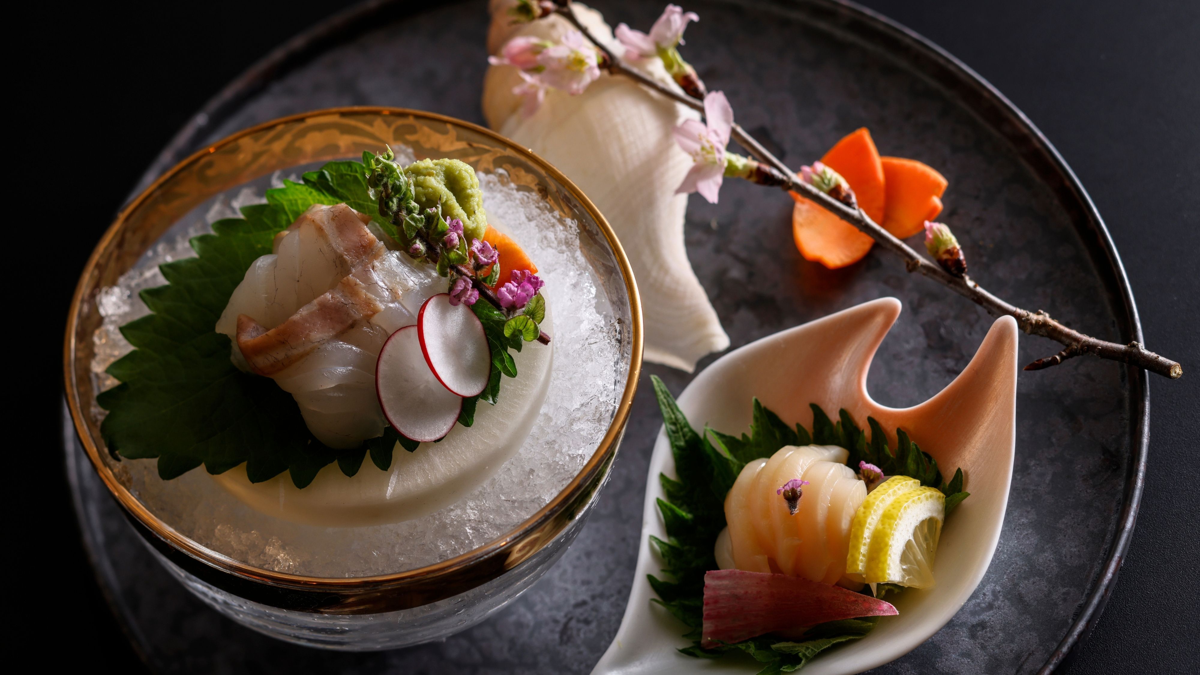 【お造り一例】氷上に咲く、海の旬。鮮度が物語る、丹後の真髄。