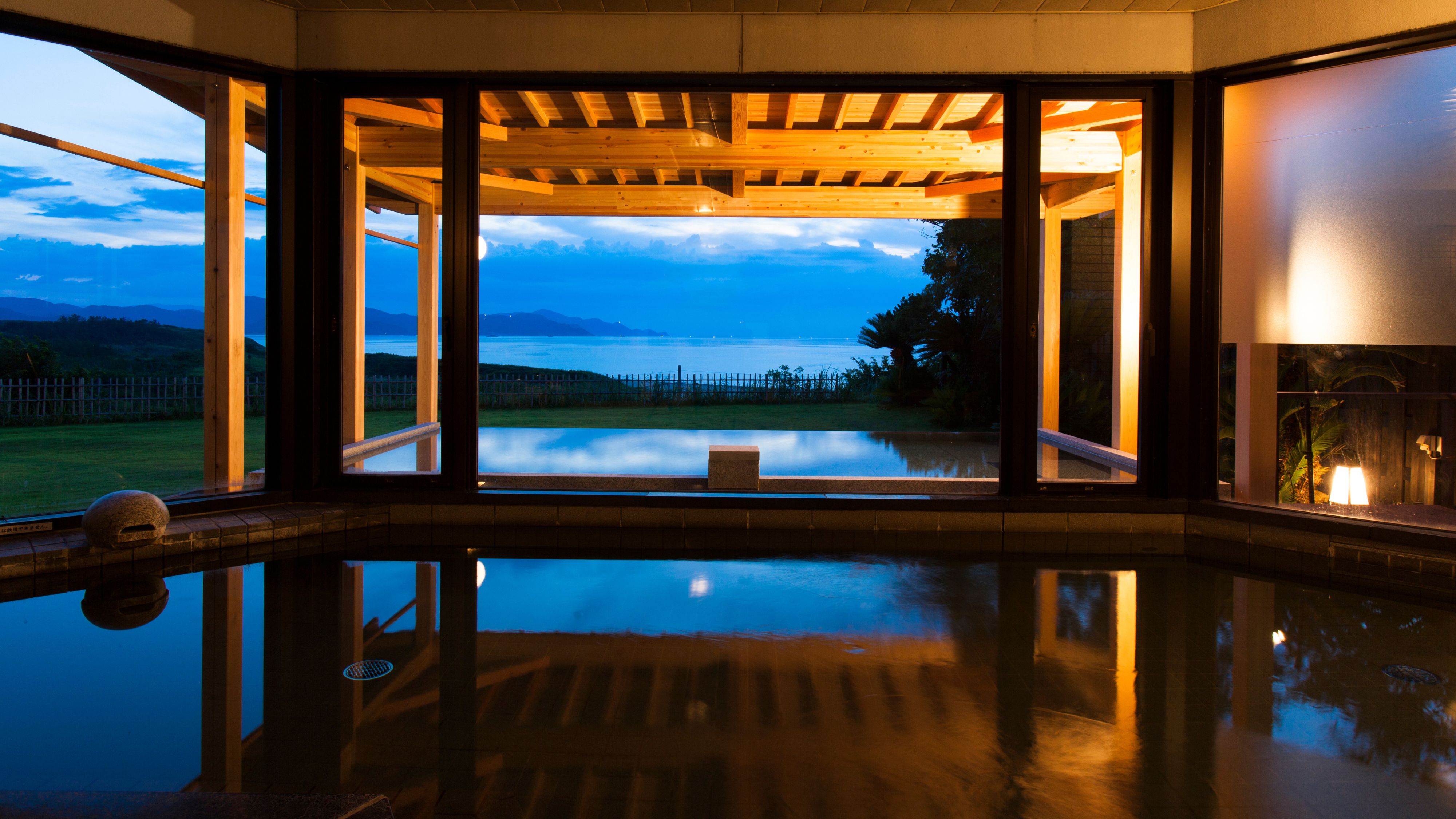 【大浴場】インフィニティ露天風呂　－夕日ヶ浦温泉－　男女入替制　