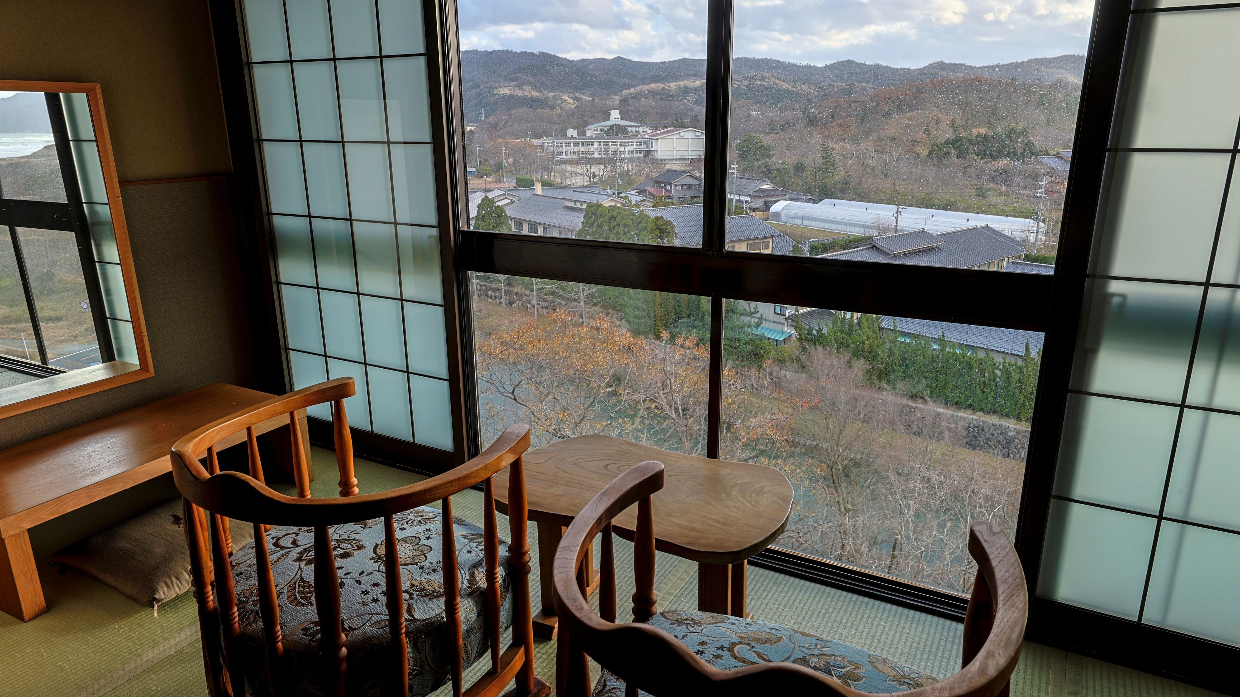 【山景】川側和室（2・3階）