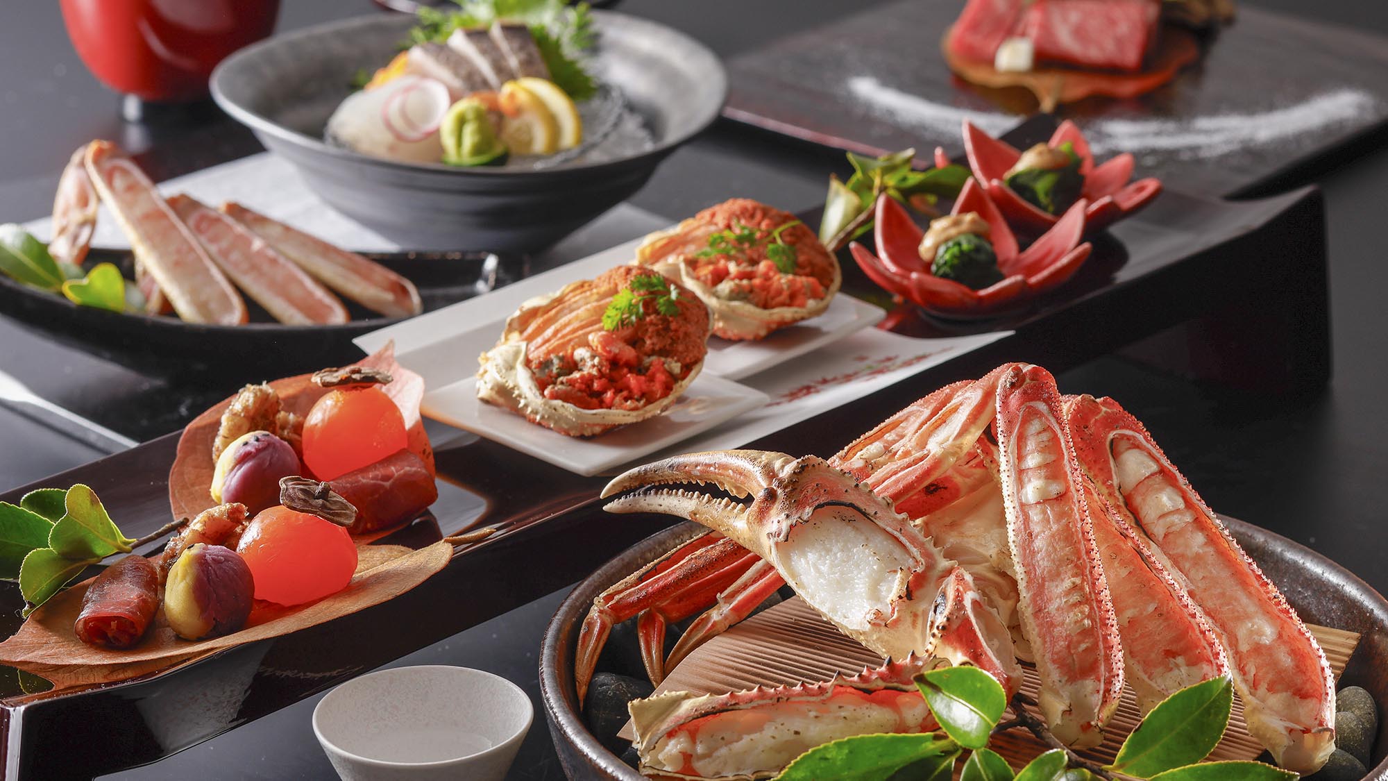 【夕食・冬】黒毛和牛付カニ会席［一例］