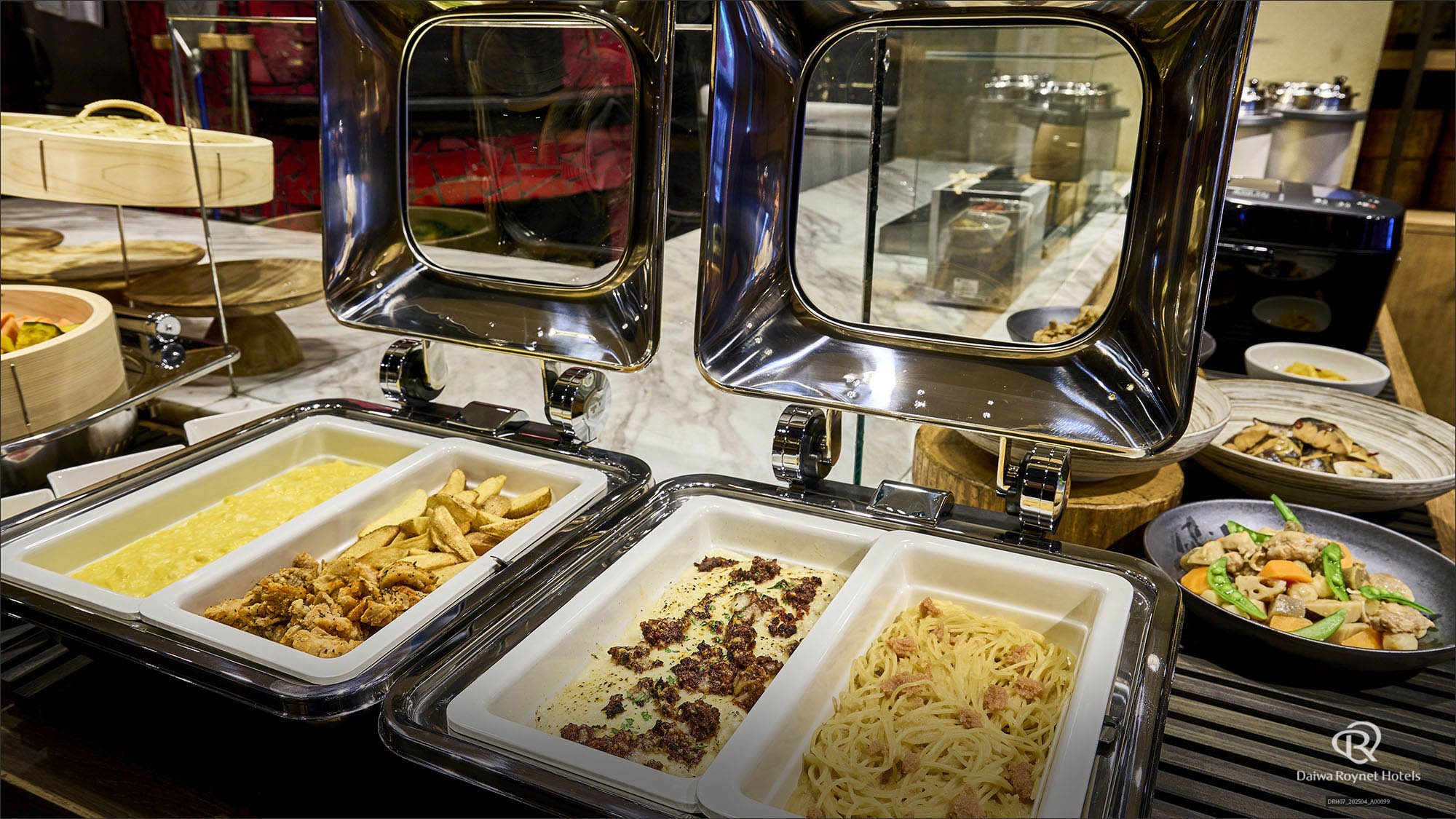 朝食バイキング一例