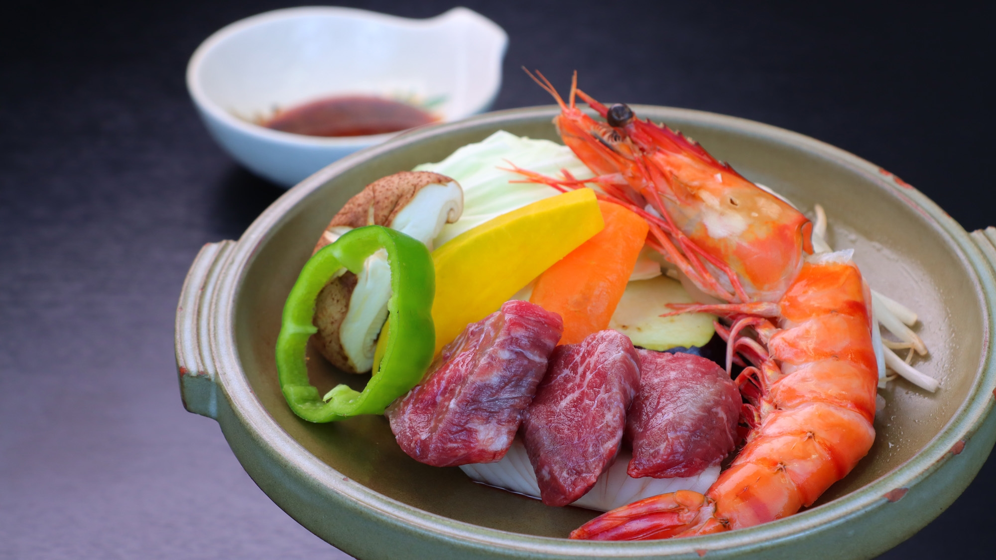 【期間限定　特典付き】夏は国産牛の陶板焼きと涼しい限定スイーツ♪