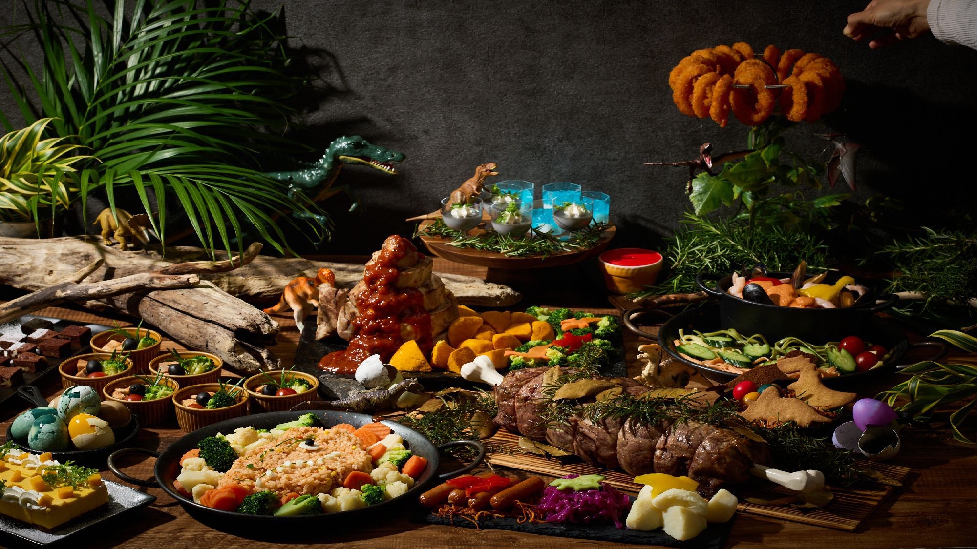 【ビアガーデン】「JURASSIC NIGHT」恐竜ビアガーデン！豪快！食べ飲み放題！【2食付き】