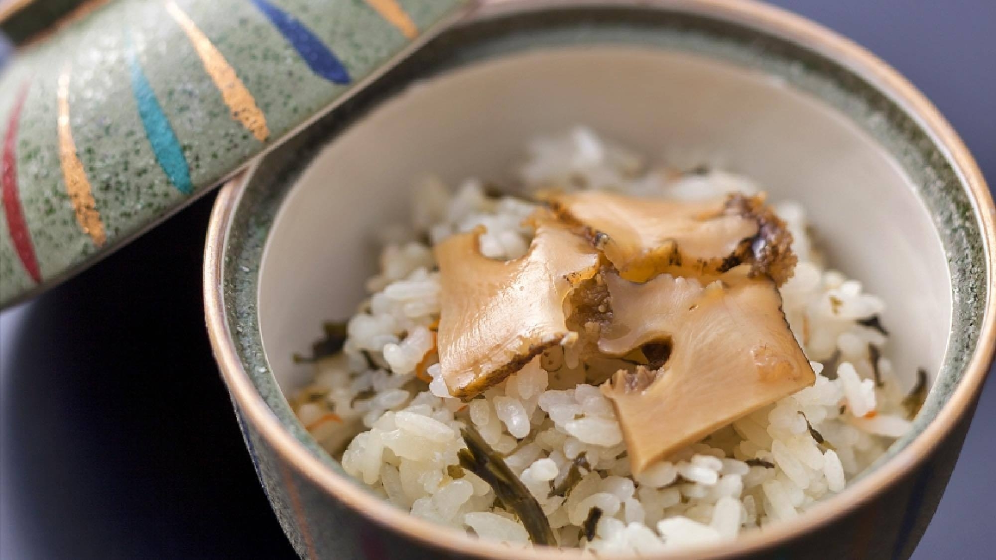 【蟹食べ納めセール】カニフルコース｜厳選ズワイガニ2.5杯使用｜個室お食事処｜全客室オーシャンビュー