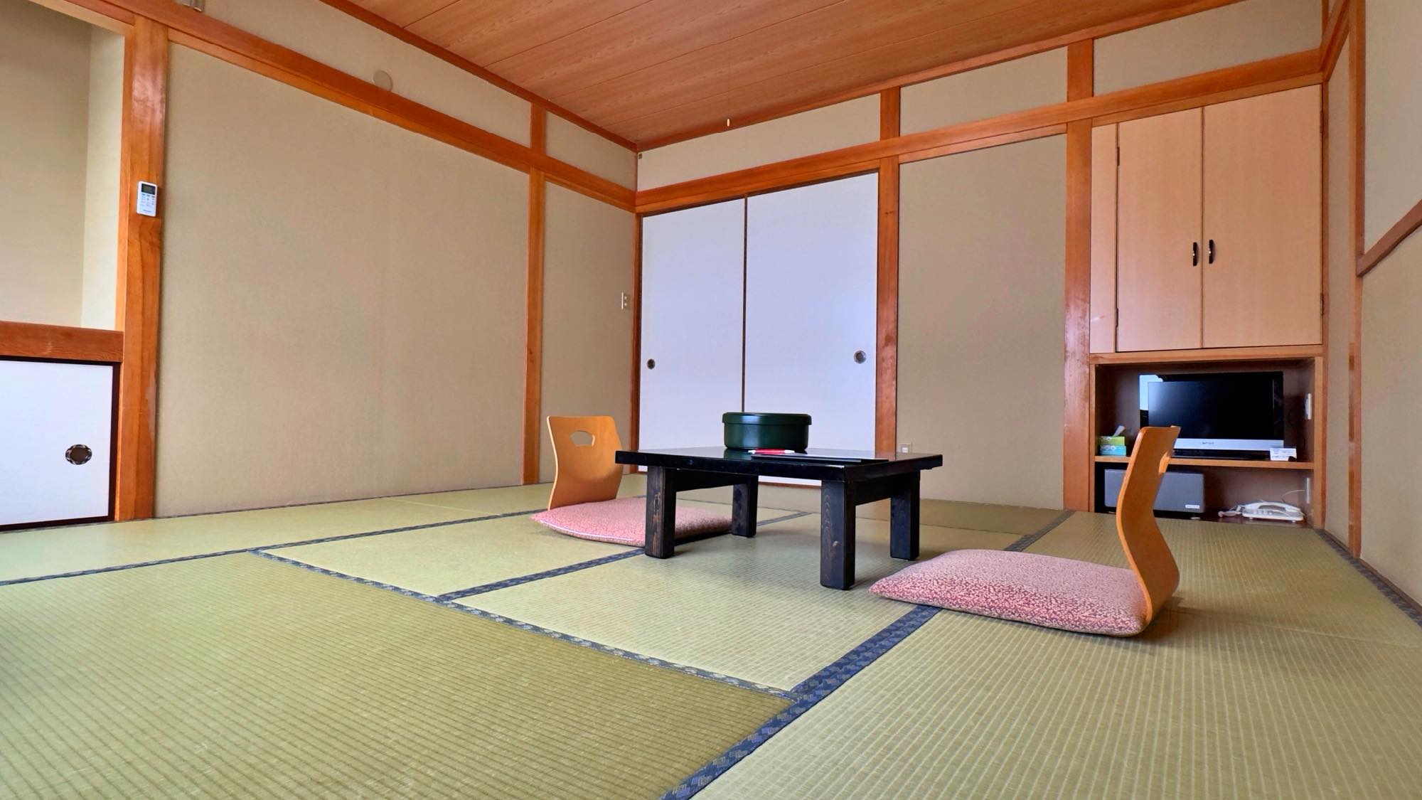 【本館】和洋室｜和室10畳＋寝室｜絶景オーシャンビュー