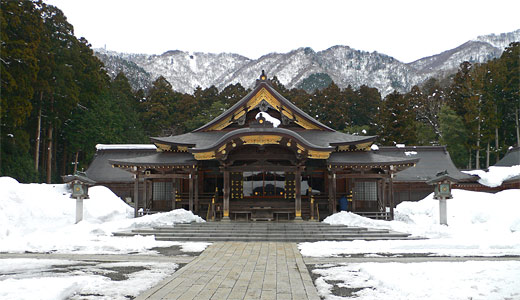 弥彦神社・雪