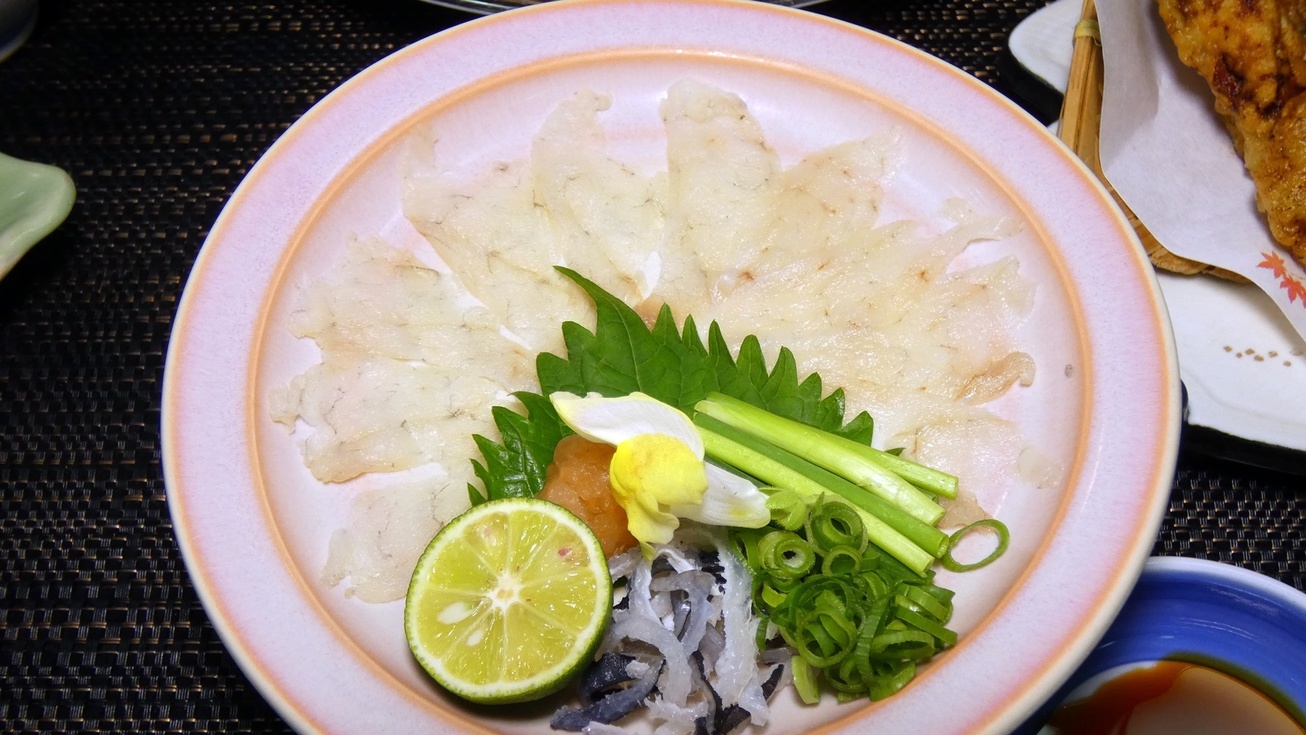 ＼ふぐ料理を満喫♪２食付き／てっちり鍋に炙りふぐ握り！庄内の山海の幸を堪能するスタンダードプラン