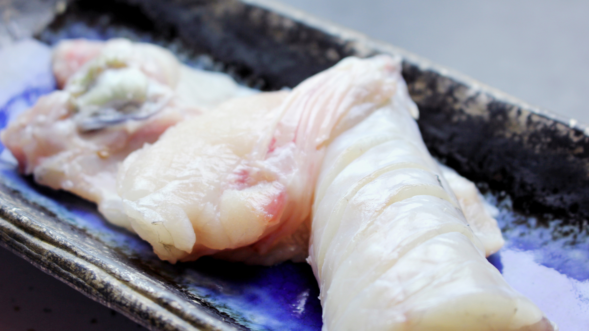 身が締まった焼きふぐは歯応え抜群です！