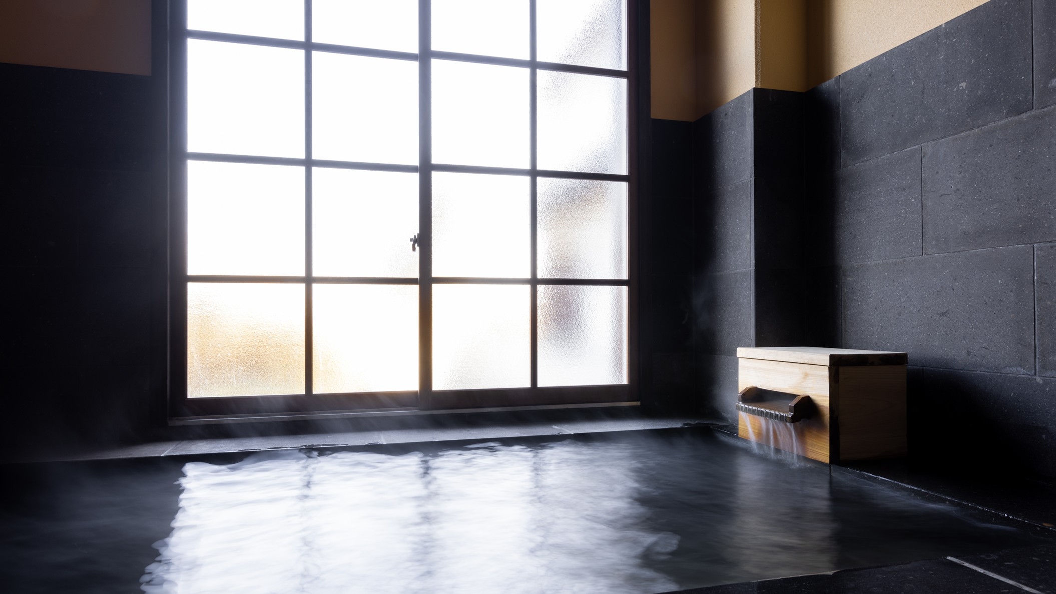 【早期割引90】15％OFF♪源泉かけ流しの湯と旬の味覚を愉しむ癒しの旅 【朝夕付き】