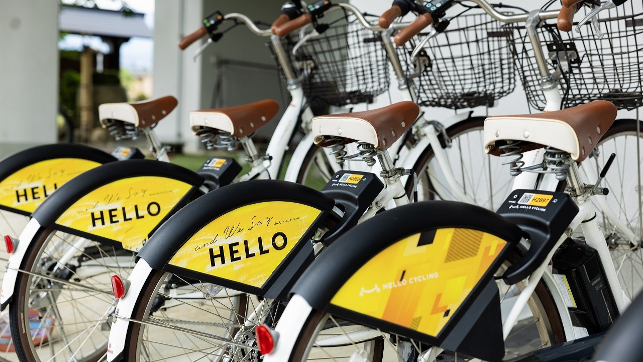 風を感じながら、名所めぐりや街散策へ