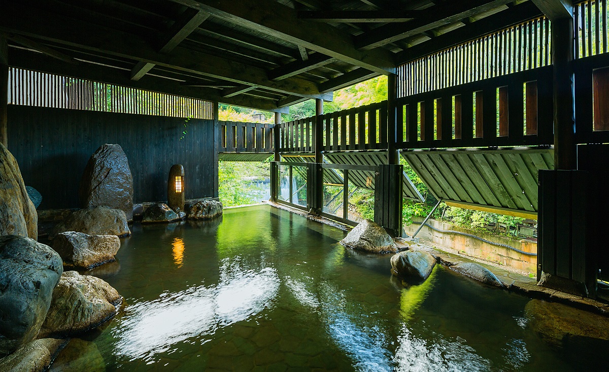 湯峡の響き　優彩　渓流の湯