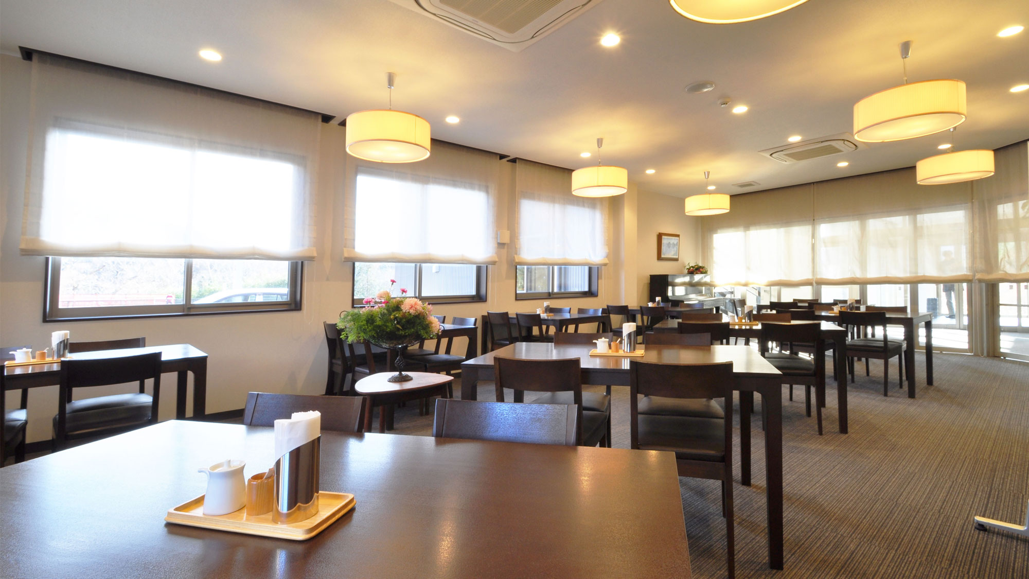 【ダイニング】手作りヘルシーな朝食は女性にも人気です。